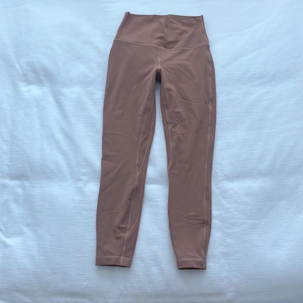 LIKE NEW! LULULEMON Align™ High-Rise Pant 25" SIZE 6 COLOR - PINK SAVANNAH COLOR